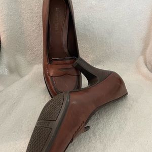 Naturalizer rust colour tan pumps